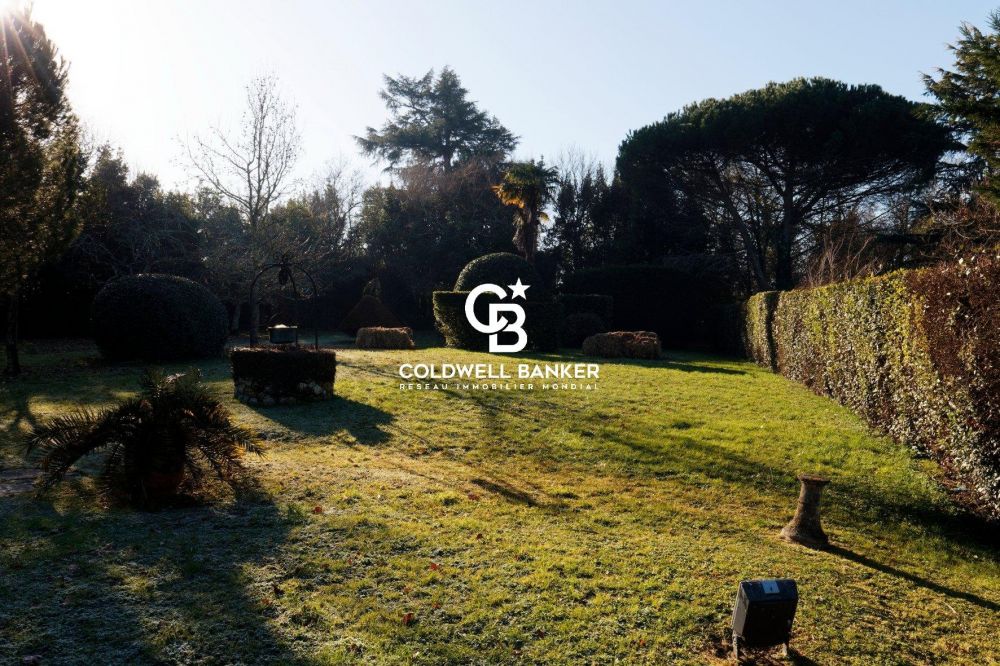 Chartreuse avec maison de gardien - proche Bordeaux