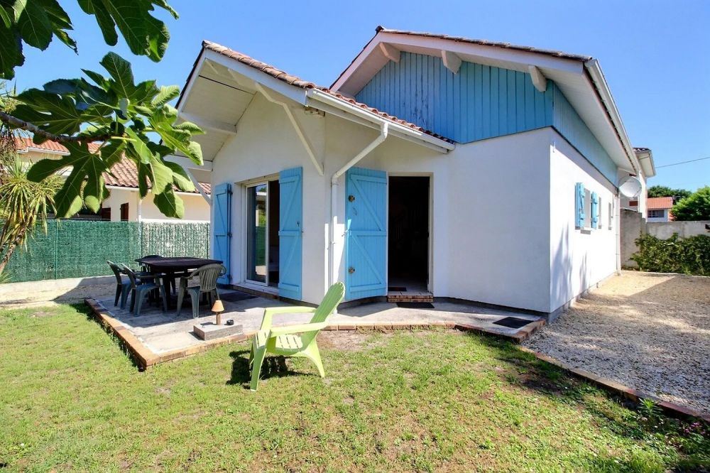 Maison à vendre à Lanton – côté bassin, proche plage, 3 chambres et jardin paysager