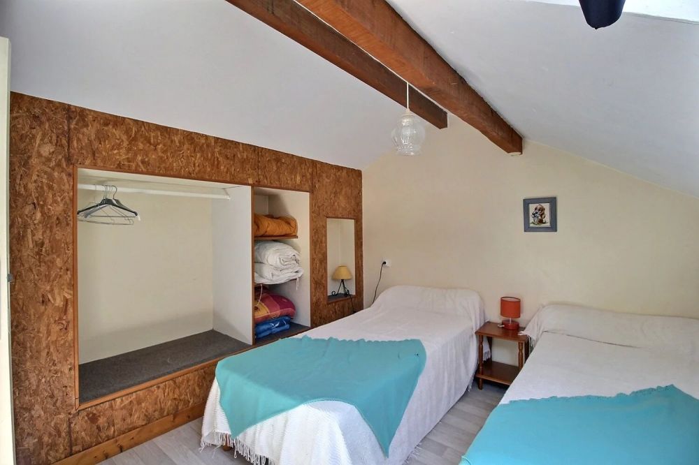 Maison à vendre à Lanton – côté bassin, proche plage, 3 chambres et jardin paysager