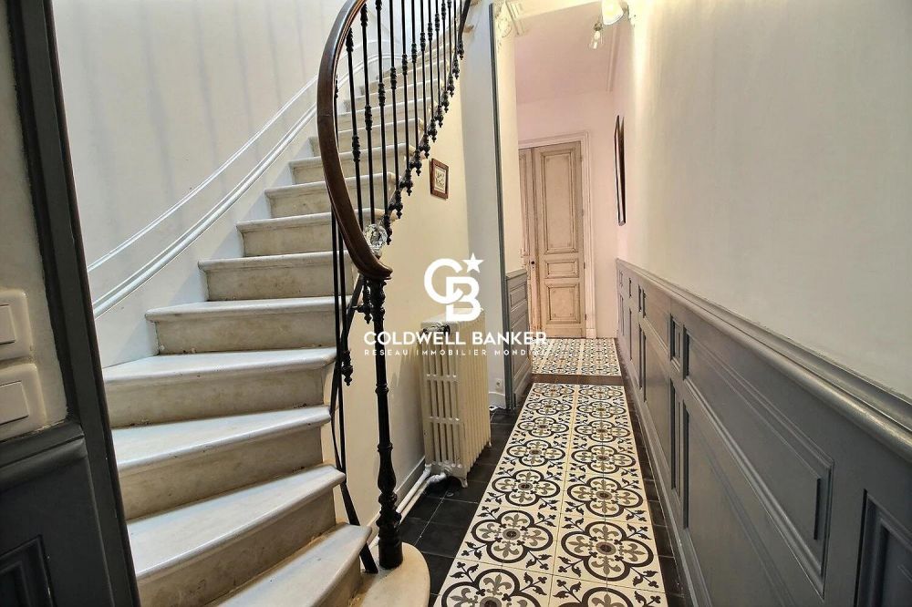 Maison en pierre Bordelaise avec jardin et dépendance -  Bordeaux Nansouty