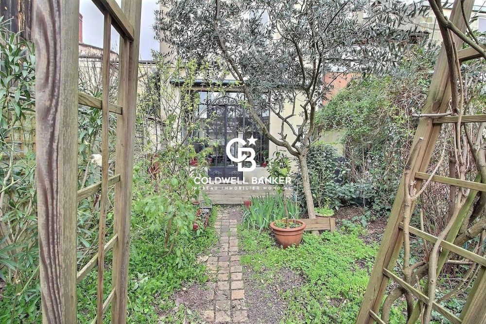 Maison en pierre Bordelaise avec jardin et dépendance -  Bordeaux Nansouty