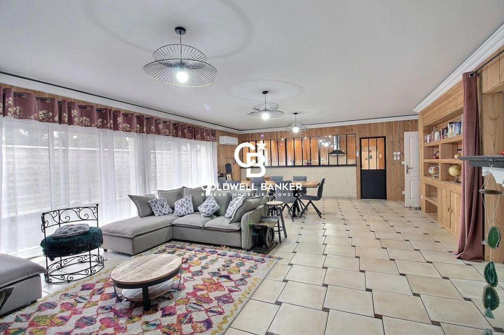 Villa d'exception à 5 minutes du lac avec piscine intérieure - Sanguinet 