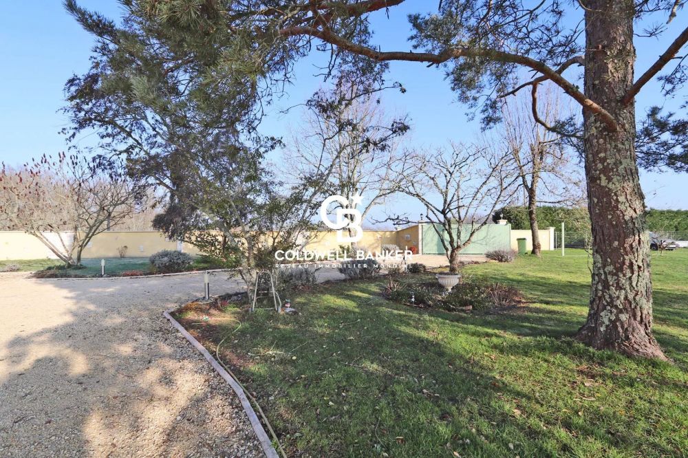 Maison de campagne à vendre en Dordogne - étang, 6,6 hectares, potentiiel locatif