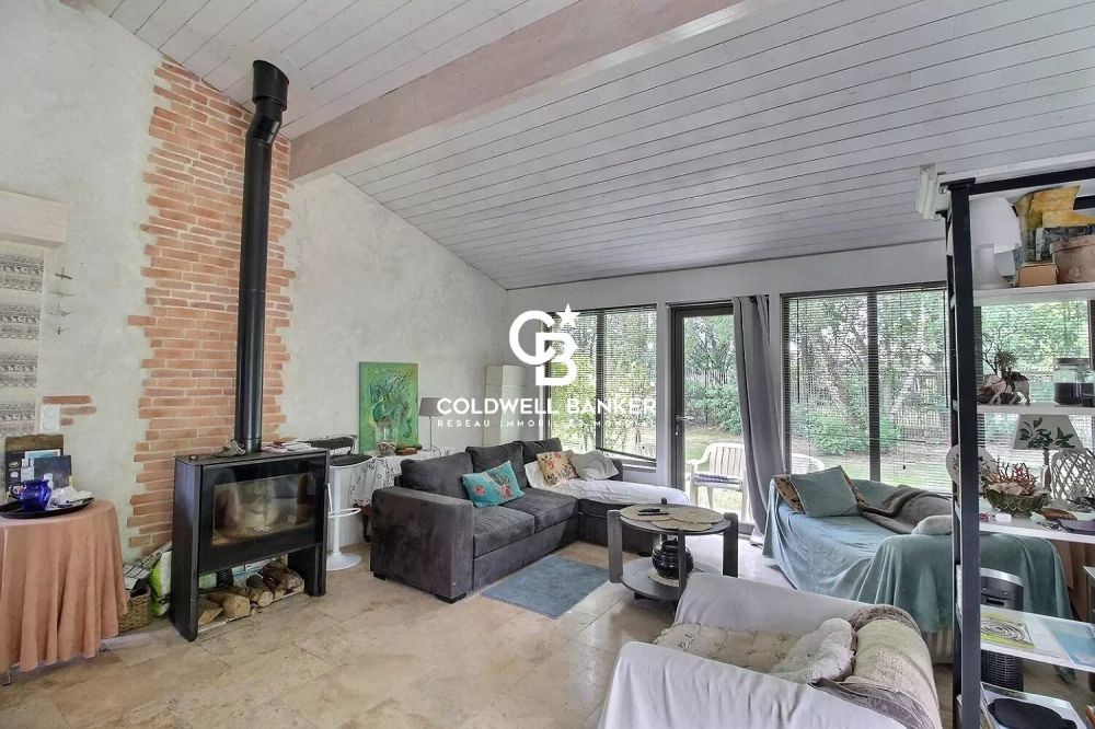 Maison de plain pied rénovée avec dépendance à vendre Lège-Cap-Ferret