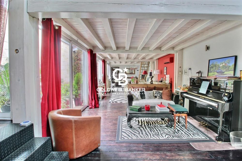 Loft avec terrasse et double garage – Bordeaux Chartrons