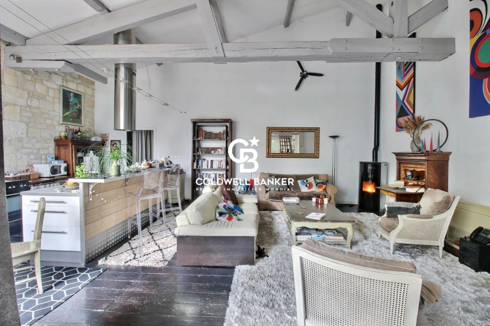 Loft avec terrasse et double garage – Bordeaux Chartrons