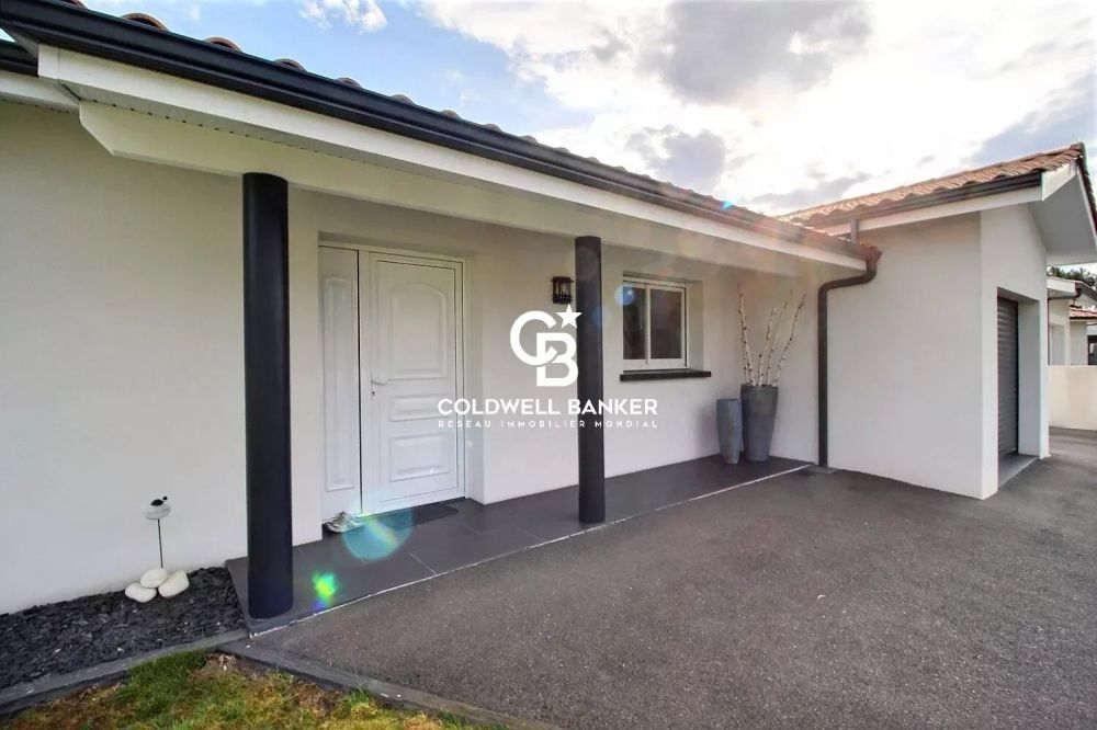 Villa contemporaine de plain-pied - Cassy Lanton