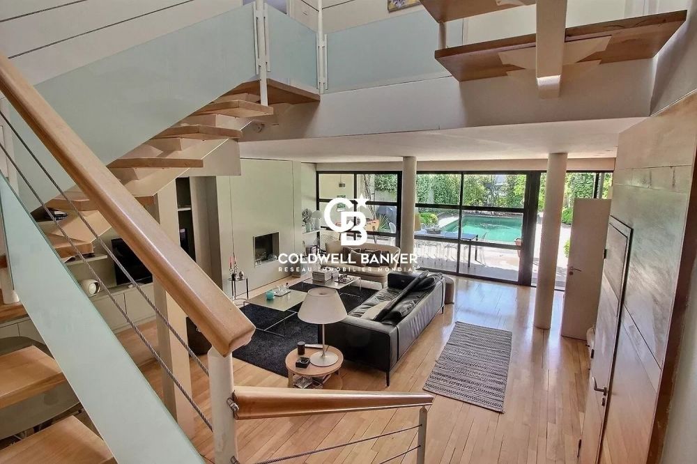 Maison style contemporaine avec terrasse et piscine - Le Bouscat