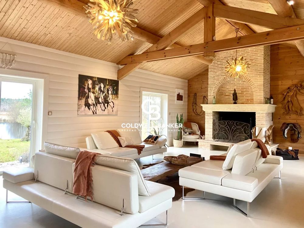 Propriété d'exception avec terrain de 54 hectares à Mios - Proche Bordeaux