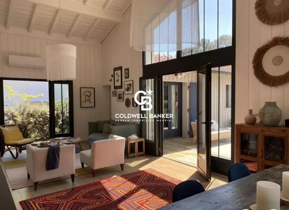 Belle villa bois récente avec piscine et vue bassin à vendre Cap Ferret Claouey