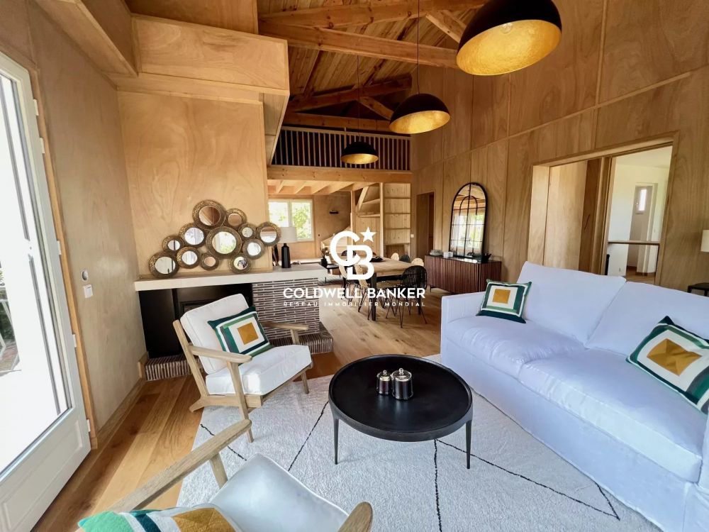 Maison à vendre au Cap Ferret – grande villa rénovée avec piscine à Piraillan