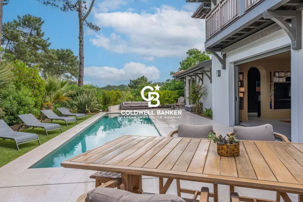 Luxueuse villa neuve aux prestations exceptionnelles à Arcachon