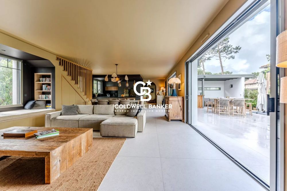 Luxueuse villa neuve aux prestations exceptionnelles à Arcachon