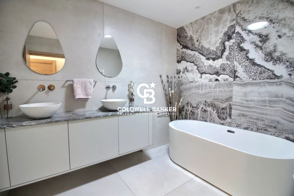 Belle maison neuve avec piscine à vendre Parentis-en-Born 