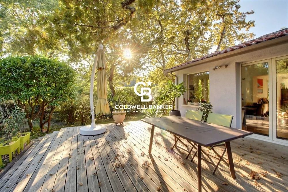 Maison rénovée 4 chambres proche commodités et bassin - Taussat 