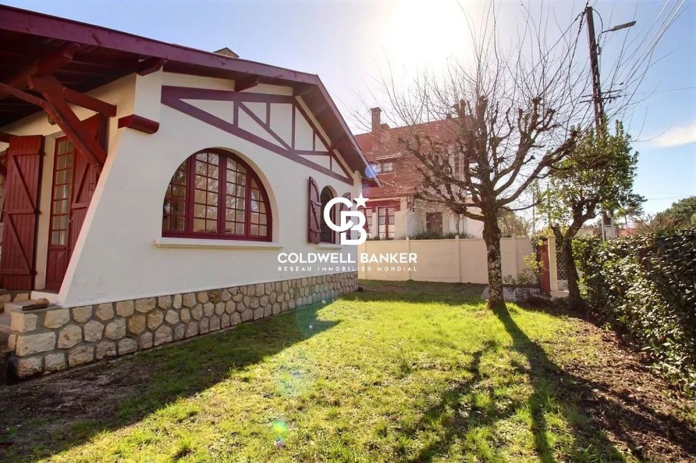 Maison basco-landaise à rénover au cœur d'Andernos