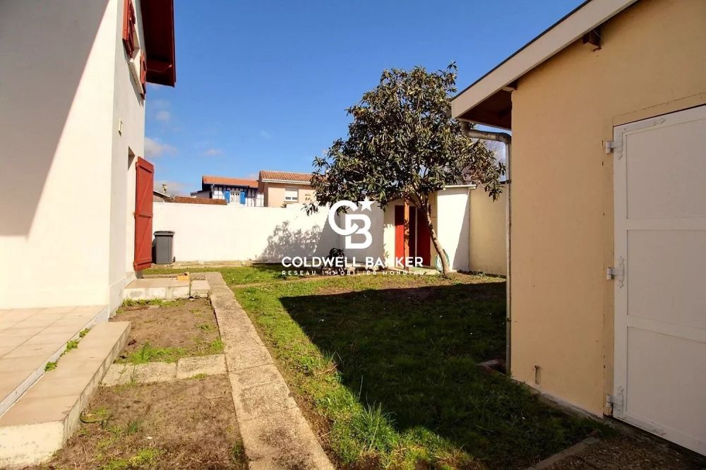 Maison basco-landaise à rénover au cœur d'Andernos