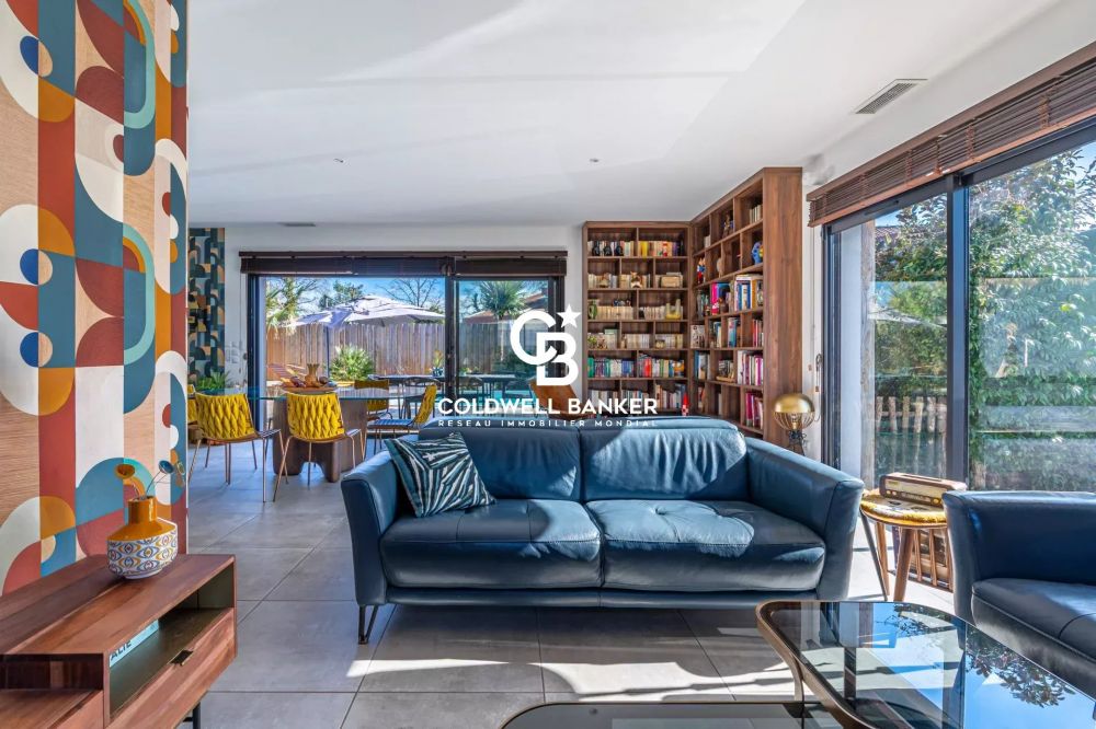 Arcachonaise contemporaine avec piscine à vendre Gujan-Mestras