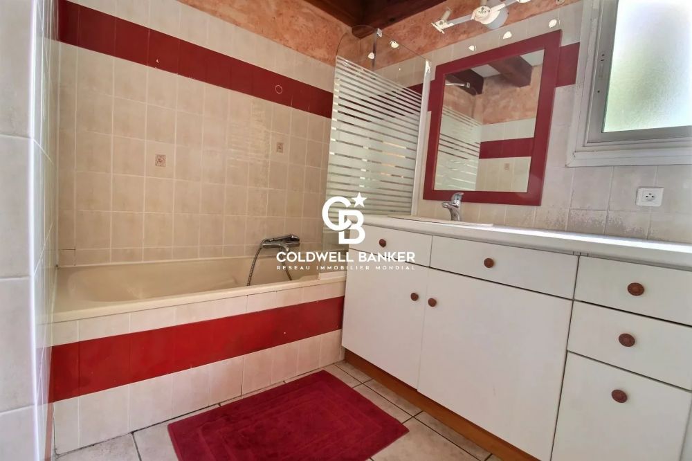 Spacieuse maison avec piscine et terrain de 2000 m² Gujan-Mestras