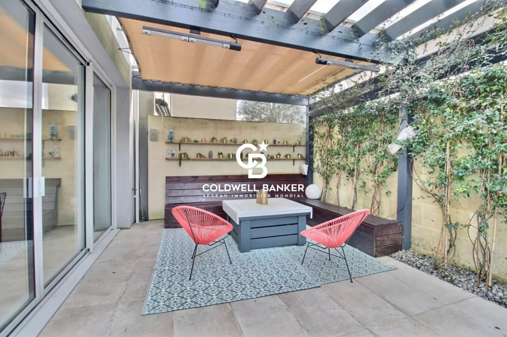 Maison familiale à vendre au Bouscat centre - 290 m² rénovés, jardin et piscine