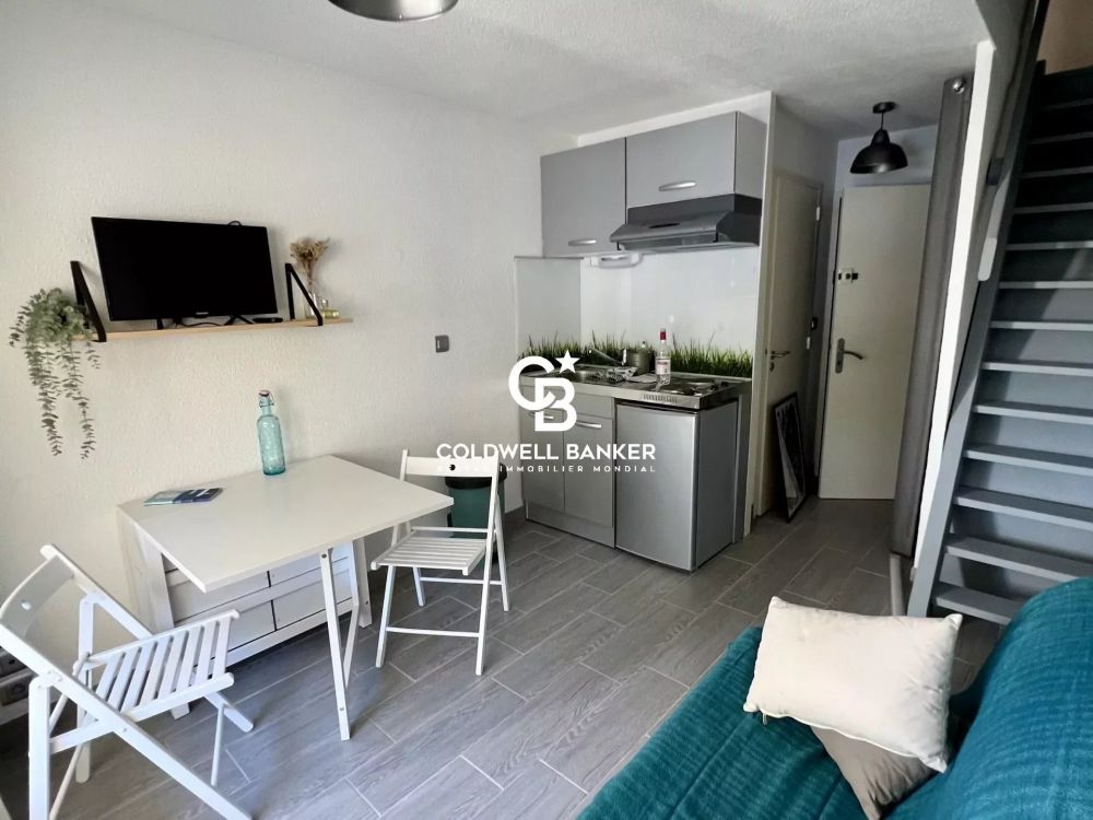 Appartement à vendre au Cap Ferret – centre-ville avec piscine, terrasse et accès plage