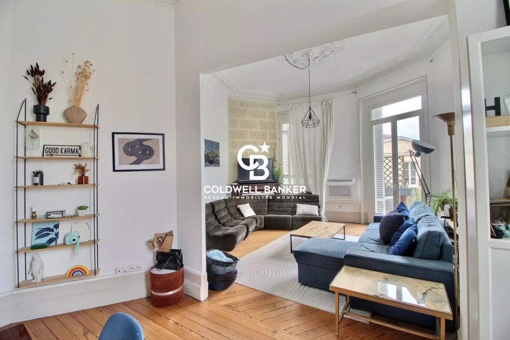 Appartement rénové avec 3 chambres et terrasse Bordeaux Chartrons