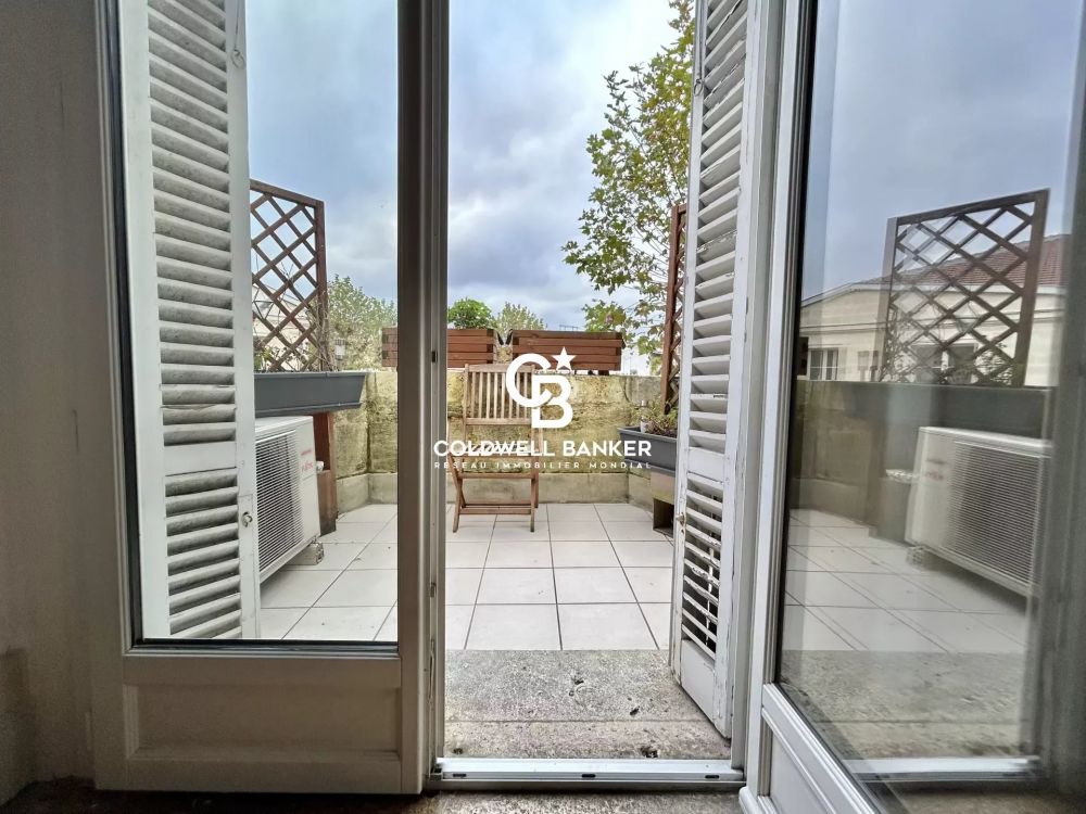 Appartement rénové avec 3 chambres et terrasse Bordeaux Chartrons