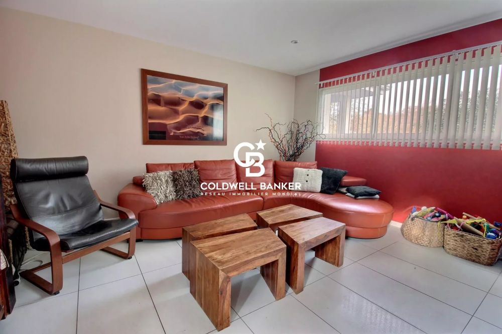 Spacieuse villa avec piscine et grand terrain à vendre Audenge