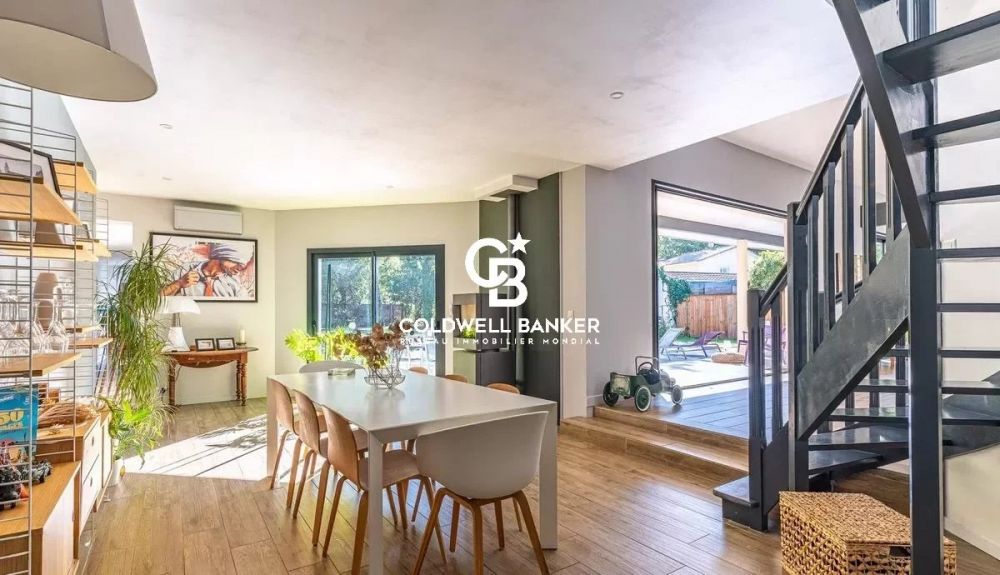 Spacieuse maison avec piscine et grand terrain La Hume Gujan-Mestras