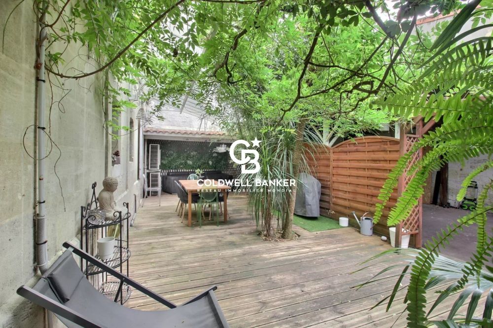 Maison à vendre à Bordeaux Nansouty : grand jardin, garage, usage multiple