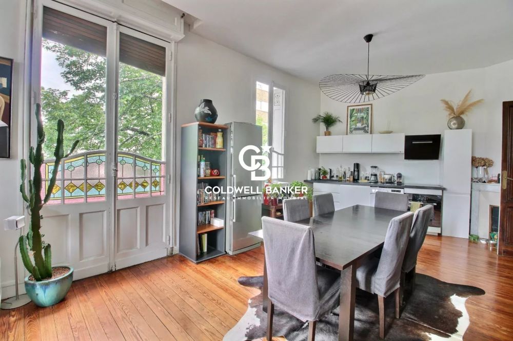 Maison à vendre à Bordeaux Nansouty : grand jardin, garage, usage multiple