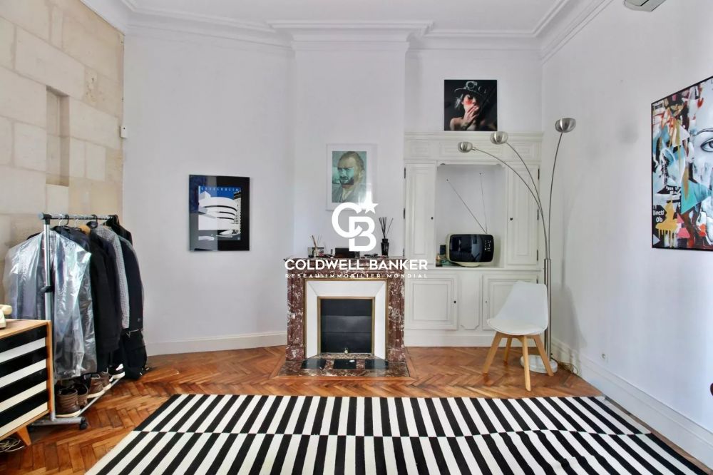 Maison à vendre à Bordeaux Nansouty : grand jardin, garage, usage multiple