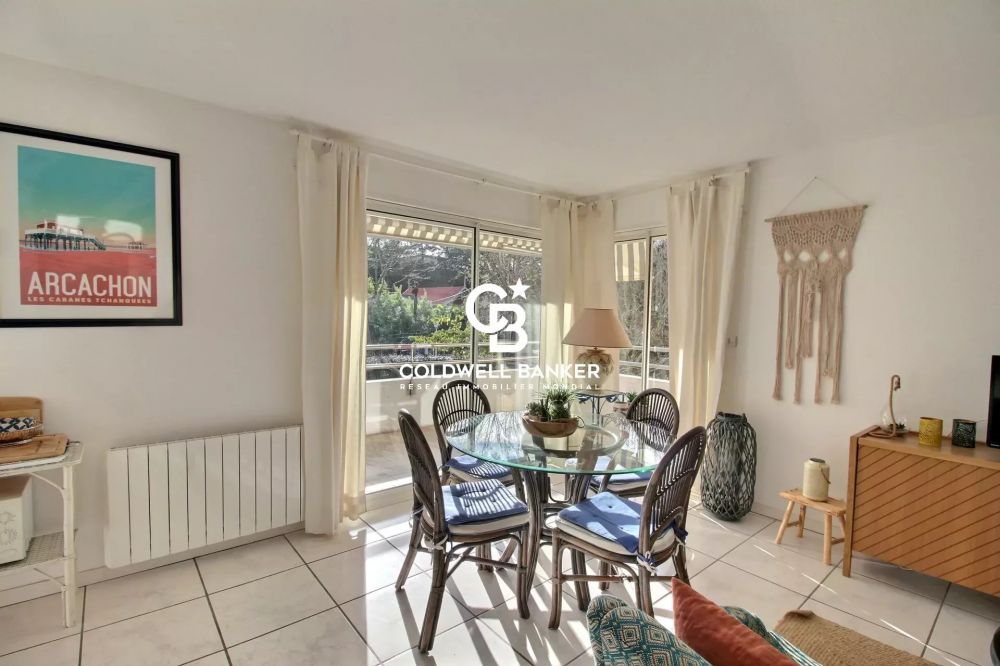 Appartement lumineux T3 avec balcon Arcachon Ville de Printemps