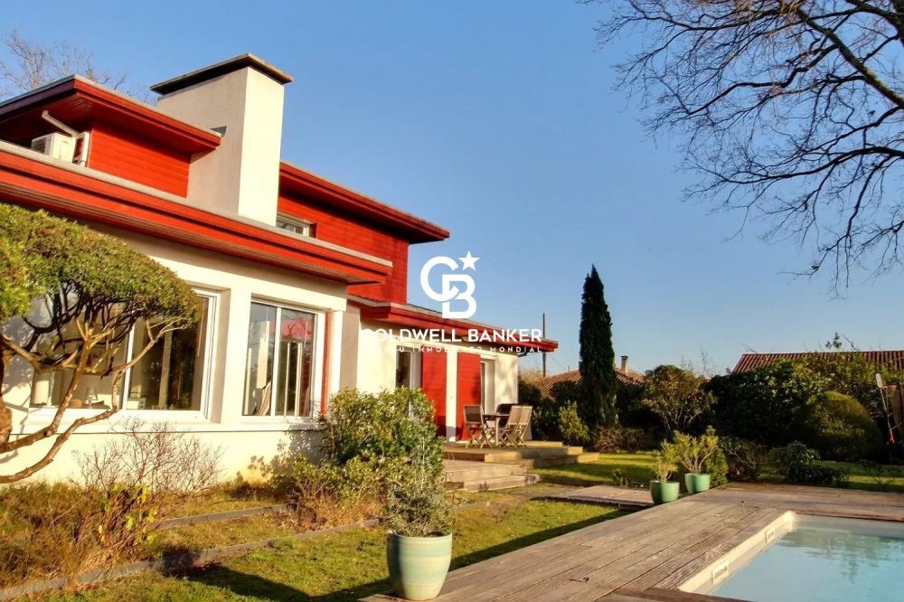 Maison d'architecte avec piscine et grand terrain - Andernos Broustic