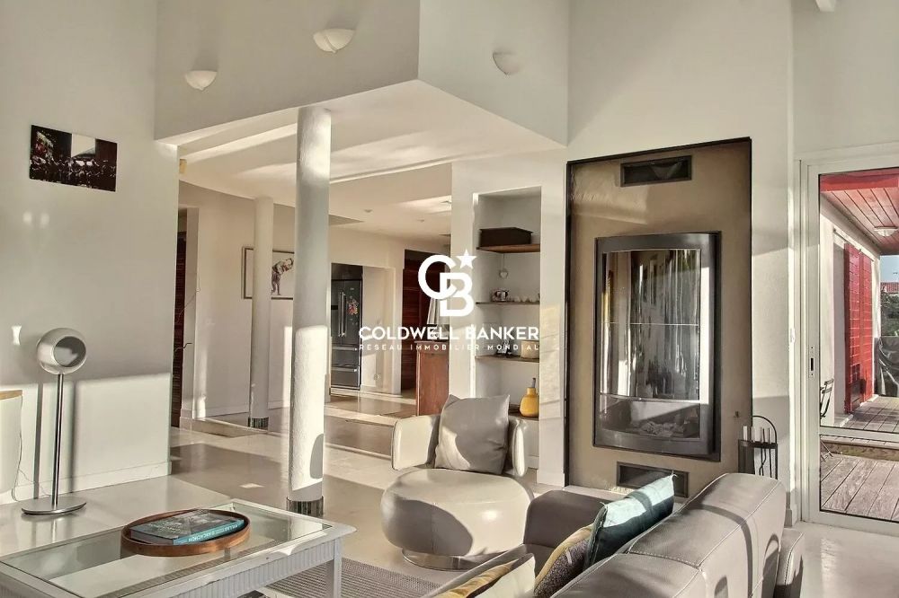 Maison d'architecte avec piscine et grand terrain - Andernos Broustic