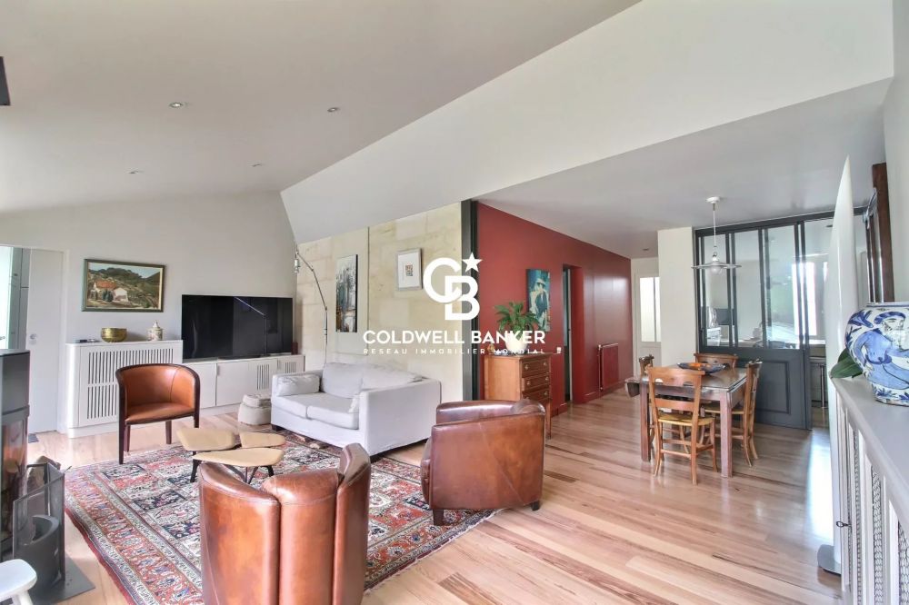 Double échoppe avec jardin, piscine, garage et dépendance Bordeaux