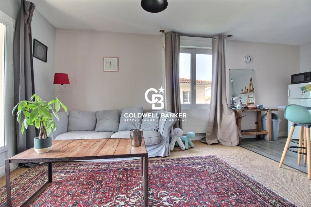 Maison traditionnelle avec dépendance, proche centre-ville et gare La Teste de Buch 