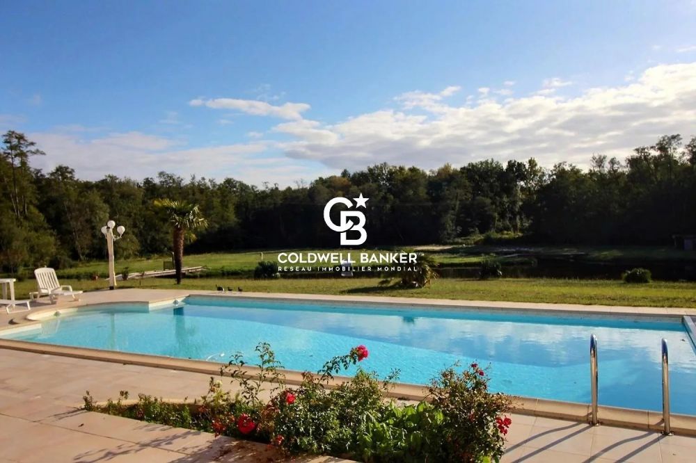 Propriété d'exception avec étang privatif à 30 minutes d'Arcachon