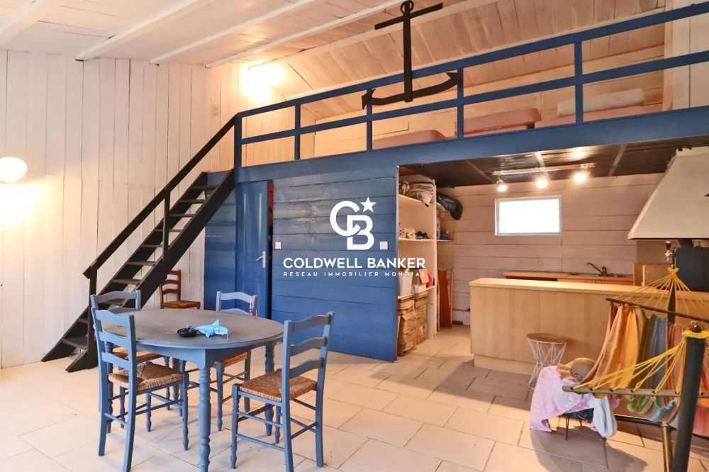 Maison à vendre à Bergerac hypercentre - avec jardin, piscine et potentiel locatif