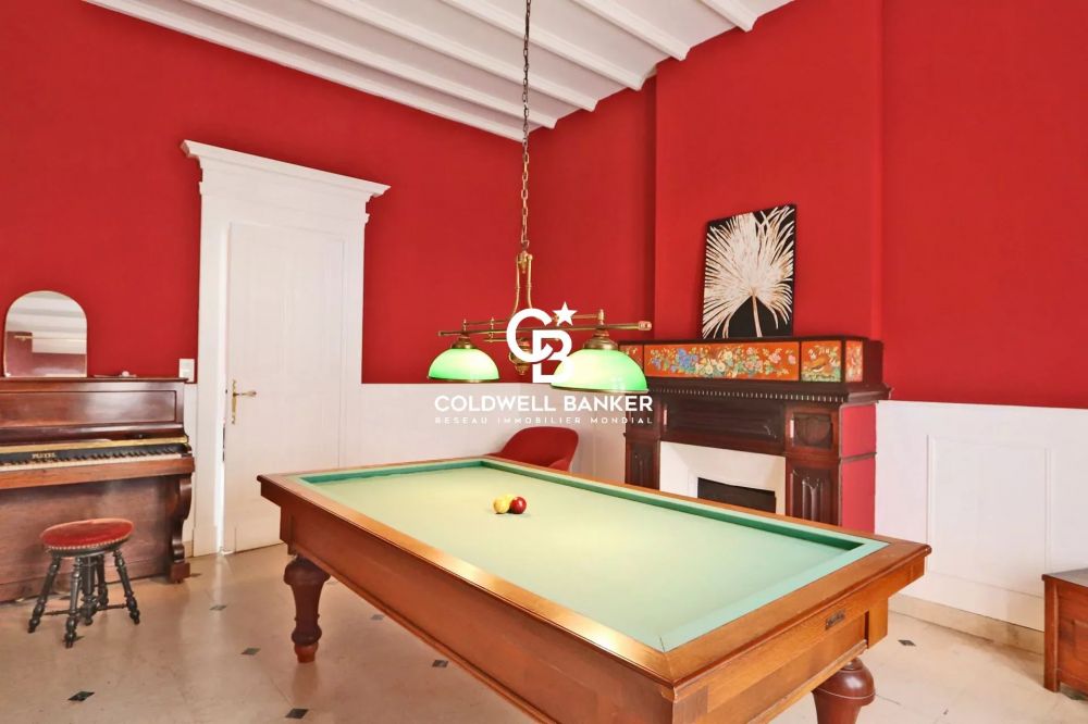 Maison à vendre à Bergerac hypercentre - avec jardin, piscine et potentiel locatif