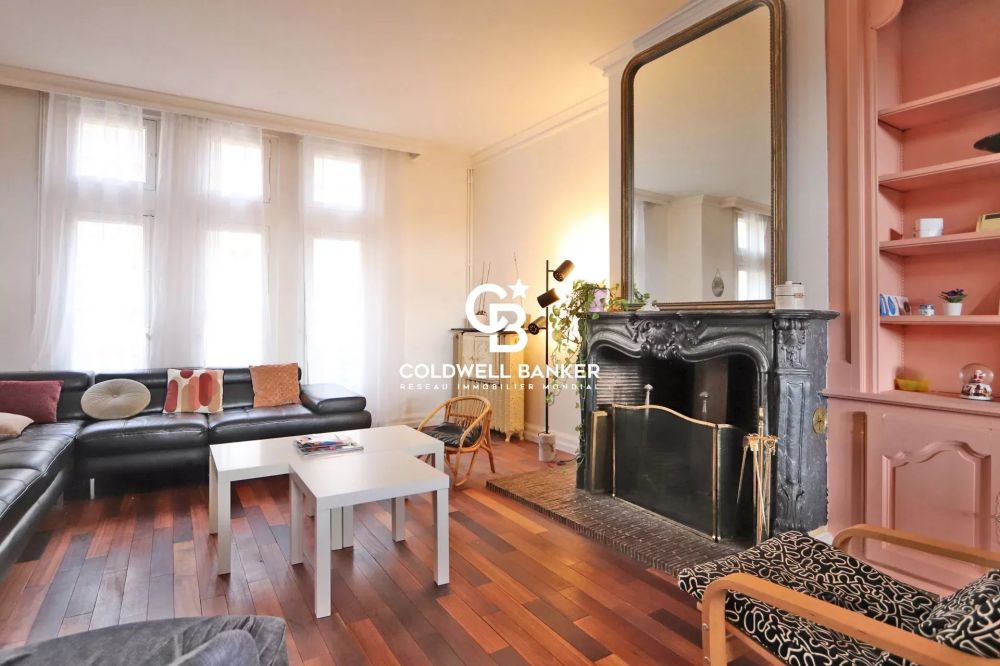 Maison à vendre à Bergerac hypercentre - avec jardin, piscine et potentiel locatif