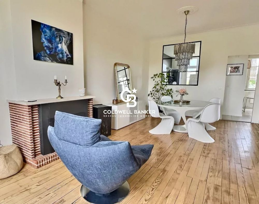 Maison à vendre à Le Bouscat – 4 chambres, piscine, garage, proche tram et commerces