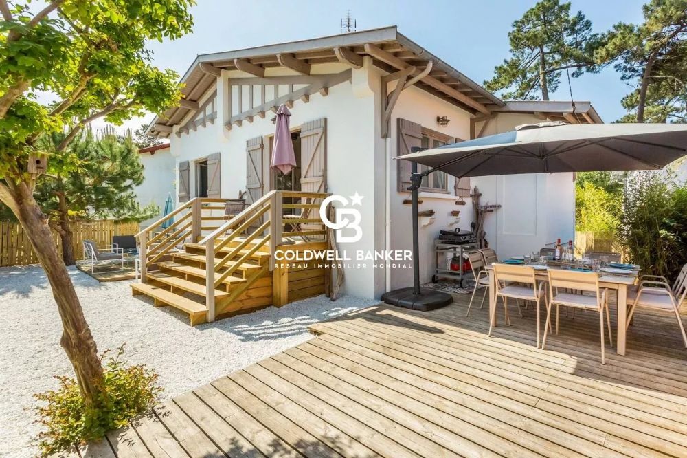 Maison à vendre à Arcachon – rénovée de 90 m² dans le quartier des Abatilles avec jardin et terrasse