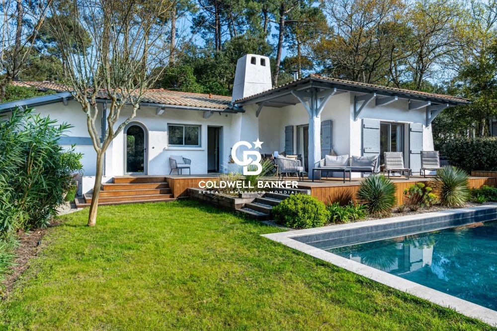 Maison Gaume à vendre à Arcachon Abatilles - rénovée, plain-pied, piscine et jardin paysager