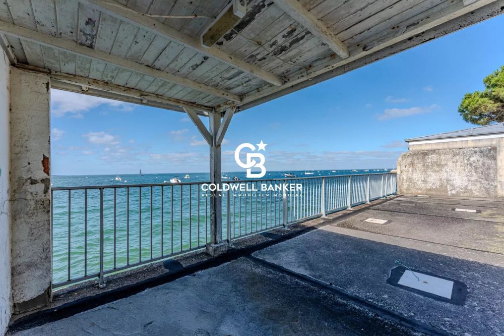 Ensemble immobilier de deux villas en première ligne à Arcachon