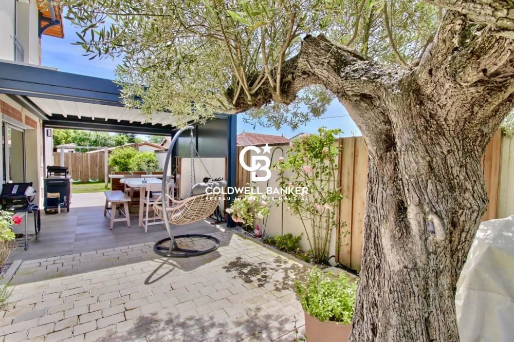 Villa style arcachonnaise au calme avec piscine - La Teste-de-Buch Hypercentre