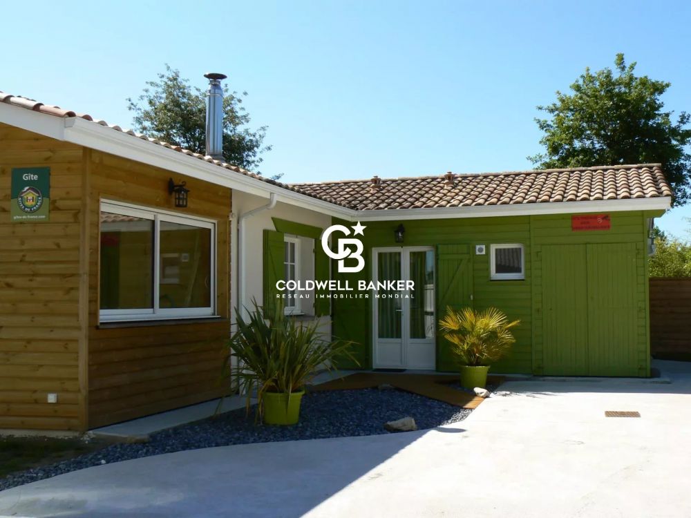 Ensemble immobilier disposant d'une maison principale et de 2 gîtes - Proche Lacanau-océan