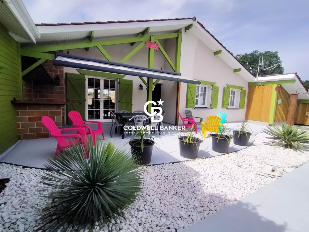 Ensemble immobilier disposant d'une maison principale et de 2 gîtes - Proche Lacanau-océan