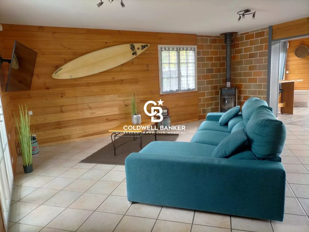 Ensemble immobilier disposant d'une maison principale et de 2 gîtes - Proche Lacanau-océan