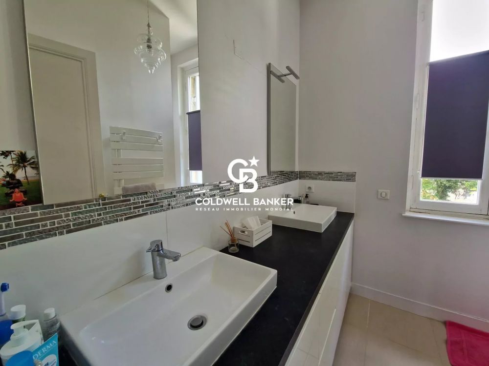 Maison familiale en pierre avec garage Bordeaux - Quartier Barrière du Médoc